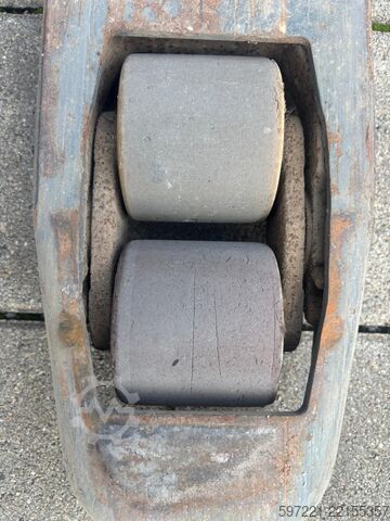 Paletové zakladače Jungheinrich ERD 220 --> Batterie aus 2019!