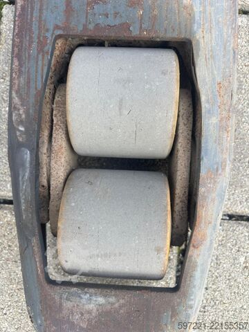Paletové zakladače Jungheinrich ERD 220 --> Batterie aus 2019!