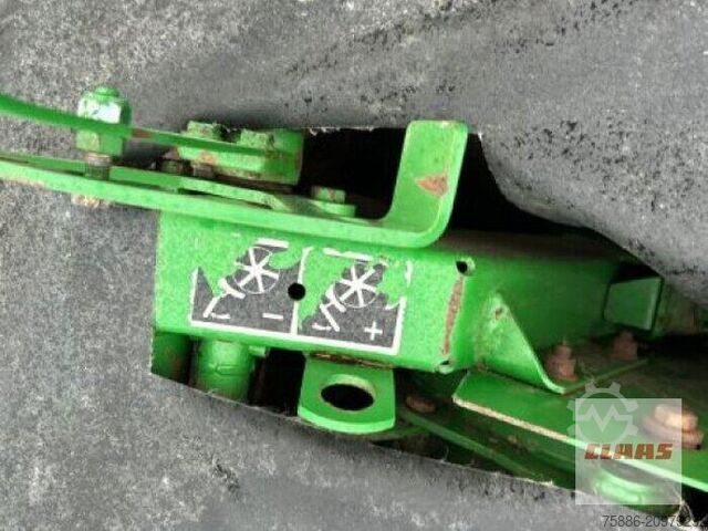 Mașină de cosit John Deere GEBR. JOHN DEERE 331 MÄHWERK
