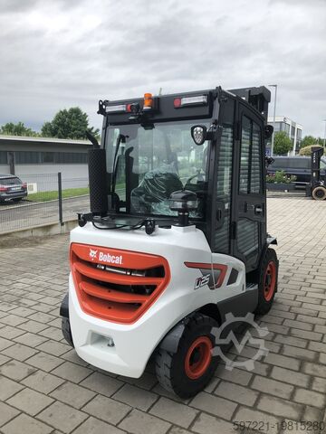Dieselvorkheftrucks Bobcat D25S-9 Dieselstapler Neugerät, super Finanzierung möglich