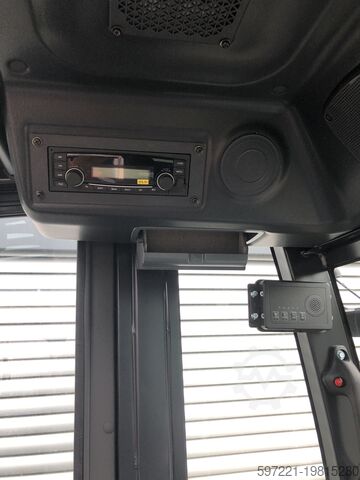 Dieselvorkheftrucks Bobcat D25S-9 Dieselstapler Neugerät, super Finanzierung möglich