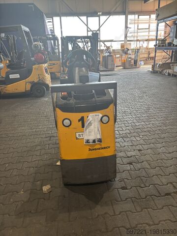 Trekvoertuigen Jungheinrich EZS130 Lithium M.W.