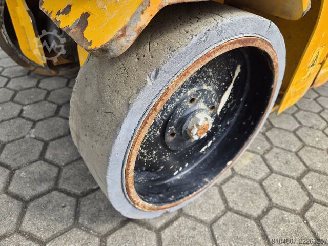 Ollós emelő JCB S2632E, Year 2018, 10.1m Workingheight