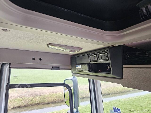 Huifzeil DAF CF 260 19T TAILLIFT AIRCO