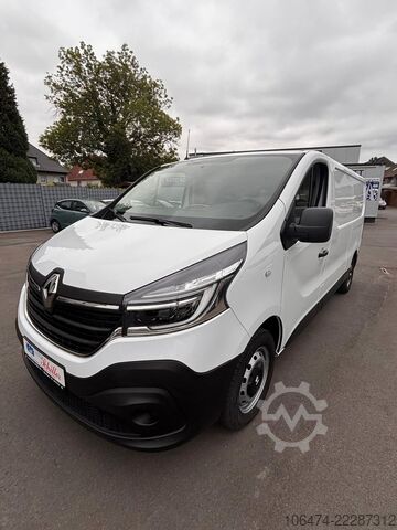 Furgão de painéis RENAULT Trafic Kasten L2H1 3,0t Komfort # Sortimo # AHK