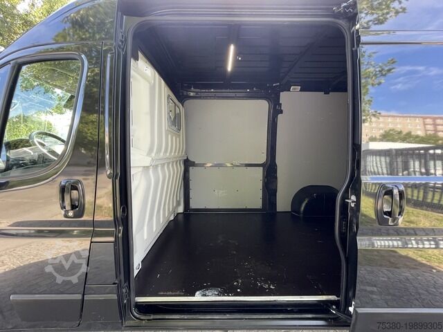 Bestelwagen peugeot Boxer BlueHDi 165 Kasten L2H2 *AHK*RFK*WEBASTO*