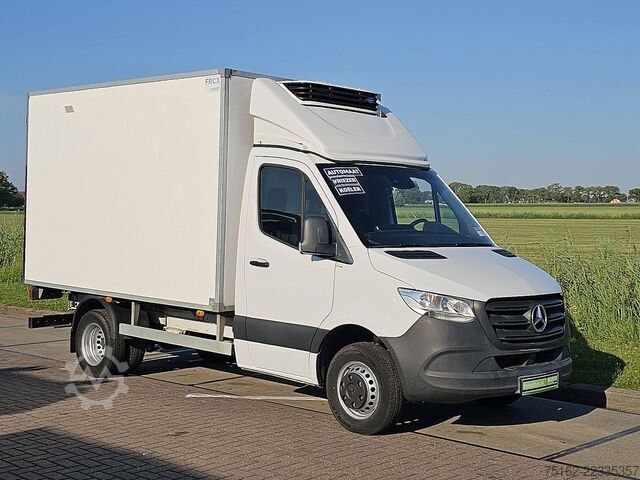 Kyldelastbil MERCEDES-BENZ SPRINTER 516 Koelwagen Automaat!