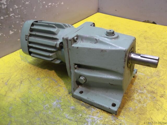 Getriebemotor 0,12 kW 80 U/min VEB ZGOKMRB56K4