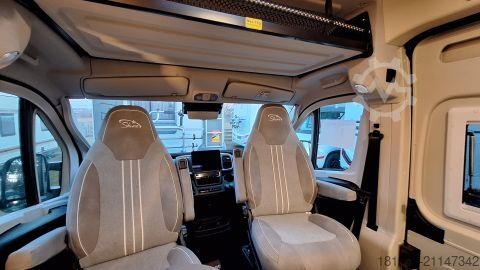 Campervan Globecar Summit Shine 640 artense grau met.