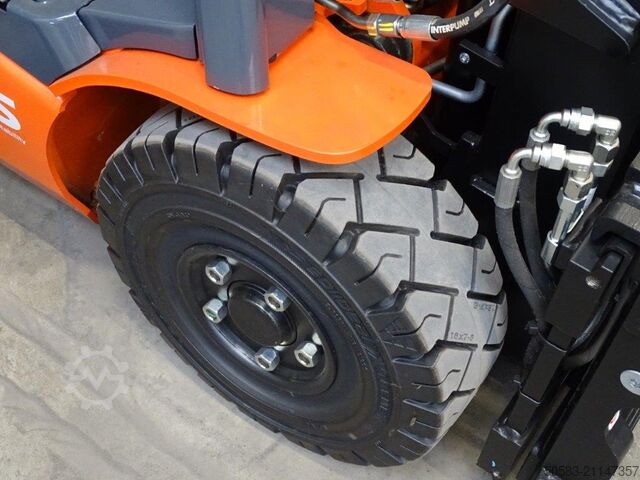 Elektromos háromkerekű targonca Toyota 8FBEK16T - DEMO - TRIPLEX