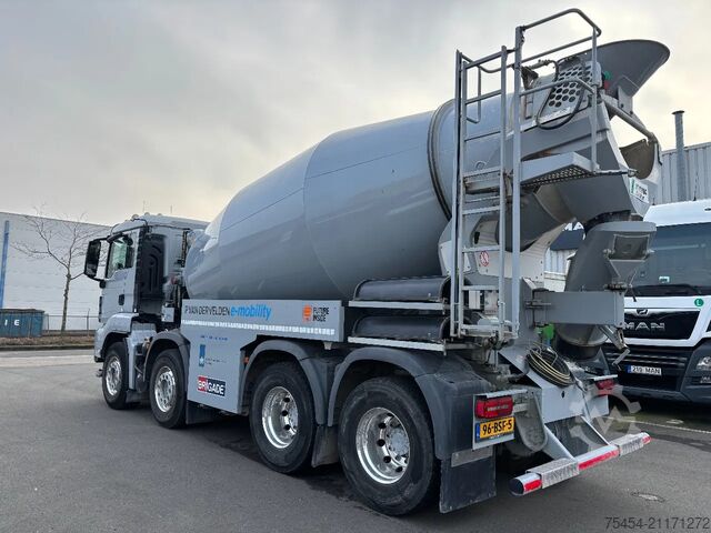 Licuadora EMOSS 8x4 | 10m3 | Volledig elektrisch | 37 ton |