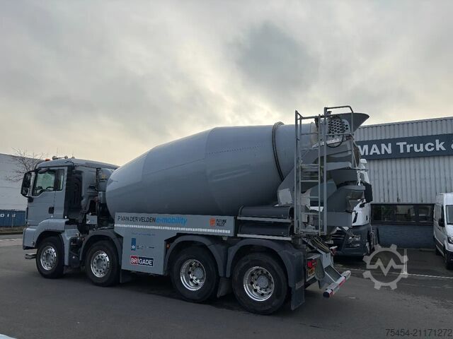 Licuadora EMOSS 8x4 | 10m3 | Volledig elektrisch | 37 ton |