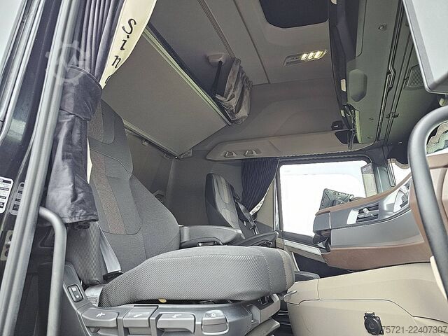 Standaard trekker DAF XG+ 530 INTARDER ALCOA SHOW