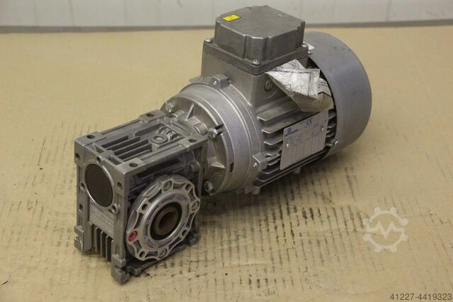 Motor de engrenagem 0,75 kW 378 rpm Motovario NHRV 040