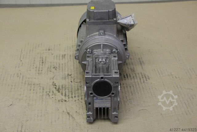 Motor de engrenagem 0,75 kW 378 rpm Motovario NHRV 040
