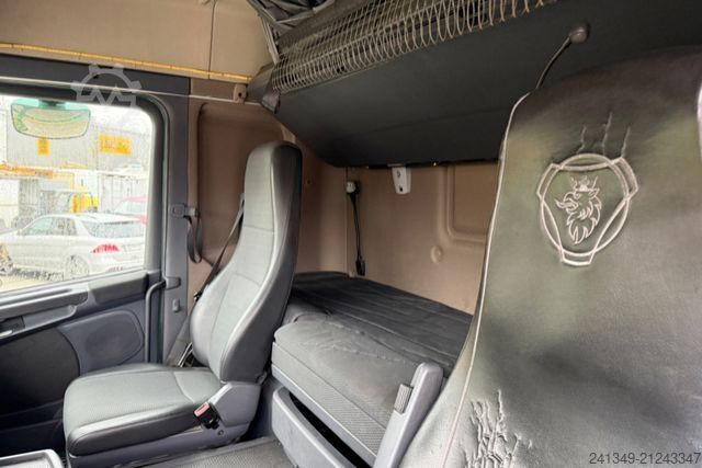 Truck mounted crane SCANIA G490 6x2 PK18002-4