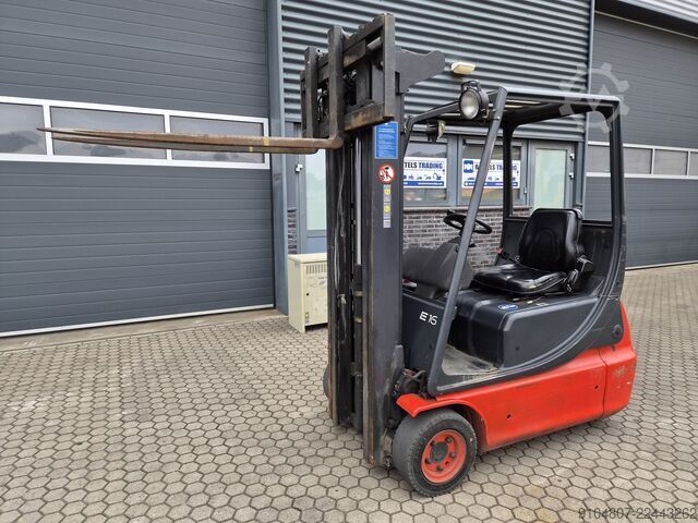 Carrello elevatore Linde E16C, Triplex, Freelift & Sideshift.