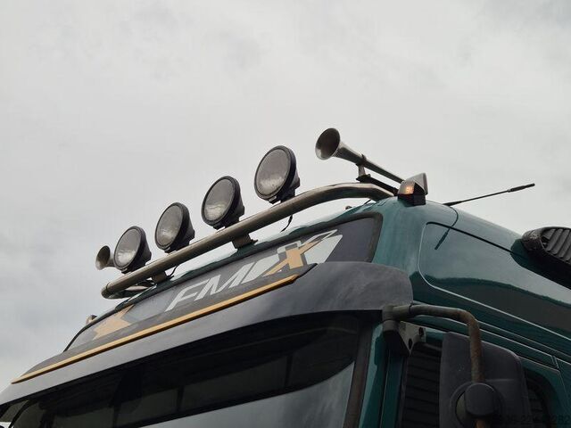 Trattore stradale standard Volvo FMX