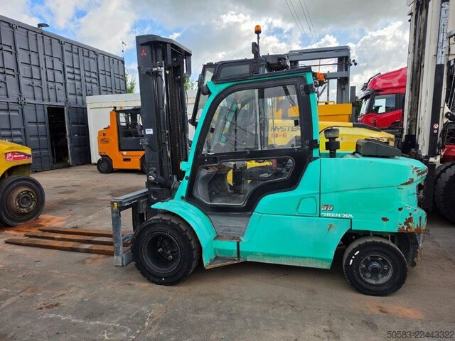 Carretilla elevadora diésel Mitsubishi FD55NT