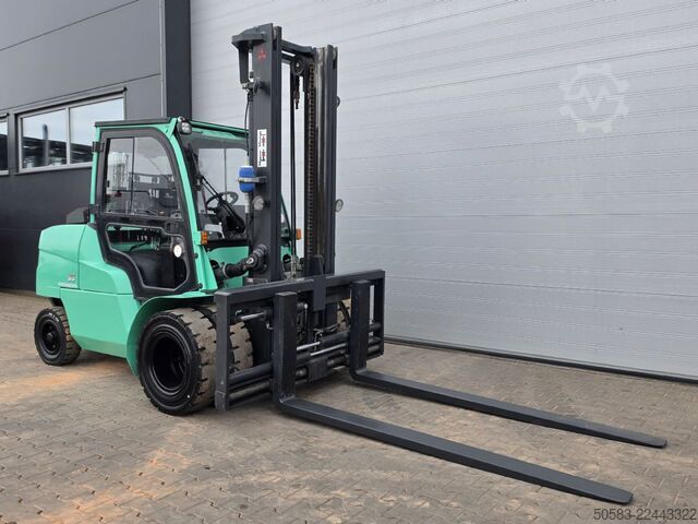 Diesel gaffeltrucks Mitsubishi FD55NT