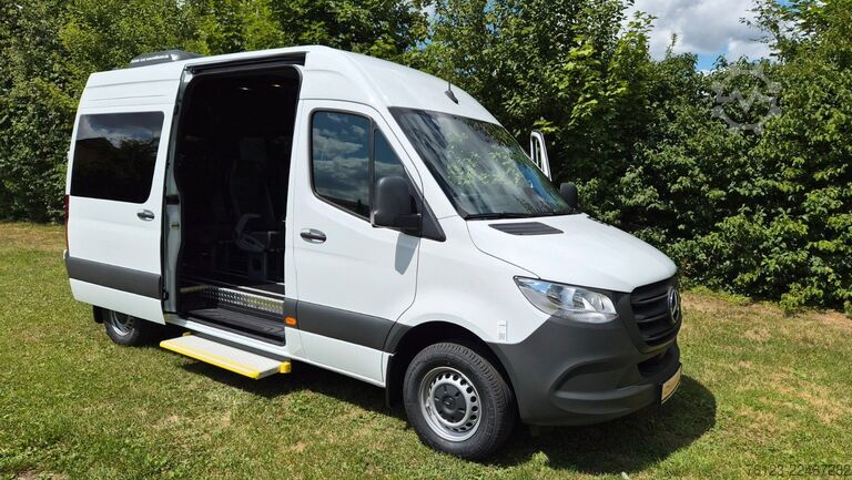 Minibus MERCEDES-BENZ Sprinter 3 Stock, Handicap Flexiboden Mobility23