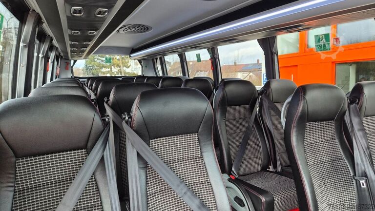 Minibus IVECO 2x Daily 70 Lagerfahrzrug Ferqui Sunrise 2,5 m B
