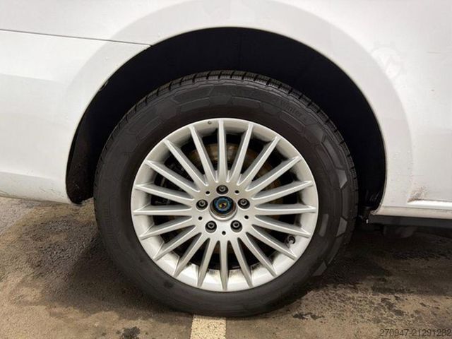 Minibuss MERCEDES-BENZ Vito 116 CDI 4x4 PRO extralang STANDHZ NAV KAM