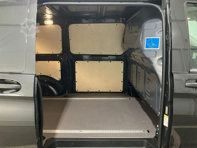 Skåpbil MERCEDES-BENZ Vito 116 CDI RWD PRO lang AHK TEMPOMAT KAMERA