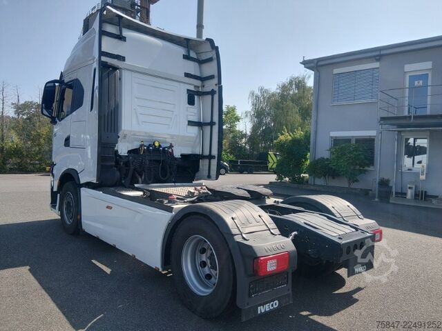 Standardni tegljač Iveco S-Way AS 440 S 53 T/P Kippyhdraulik