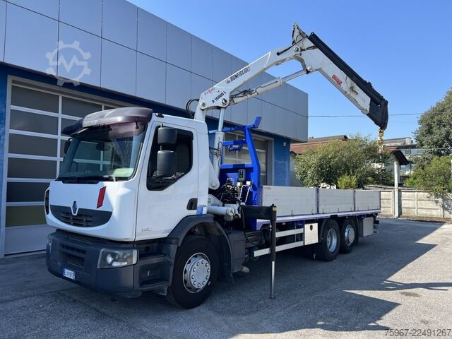 Lastbil med fast lad og kran Renault Premium 340