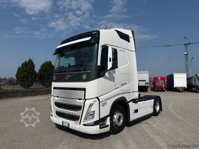 Standardni tegljač Volvo fh 500 i save