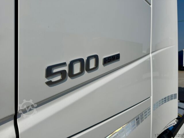 Standardni tegljač Volvo fh 500 i save
