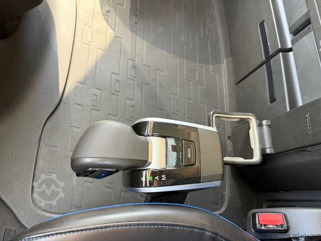 Standardni tegljač Volvo fh 500 i save