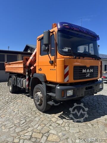 Tipvogn varebil man ME 18.250 ,4x4, 3-S-Ki.,Atlas-Kran 105.2, AHK