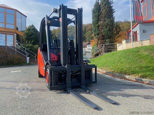 Diesel Forklift Linde H 30 D - 393