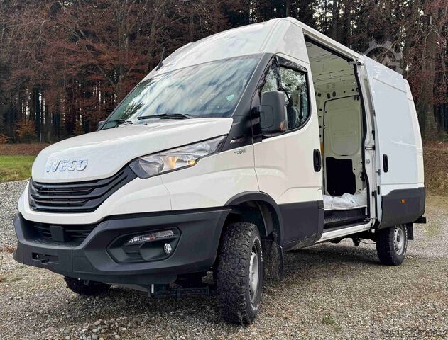 Gesloten bestelwagen Iveco 100% Sperre 4x4 DAILY 50C18H A8 V-H2 AX