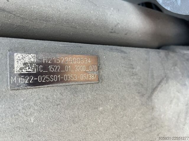 Carretilla eléctrica de 4 ruedas Linde E25-01
