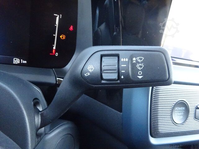 Κλειστό βαν FORD Transit Courier Active Kasten AHK WiPa 2xS-Tür