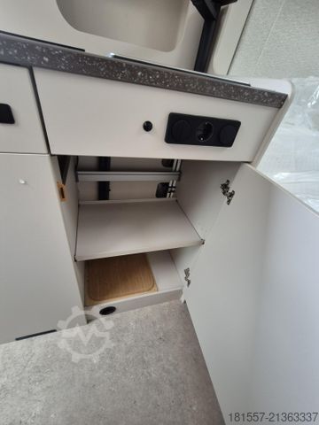 Camper van BÜRSTNER Papillon PC 6.0 ** Aufstelldach **, Automatik