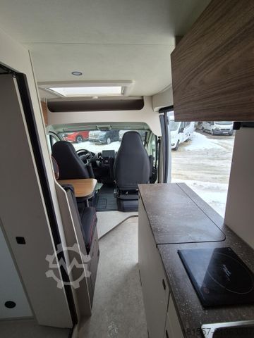 Camper van BÜRSTNER Papillon PC 6.0 ** Aufstelldach **, Automatik