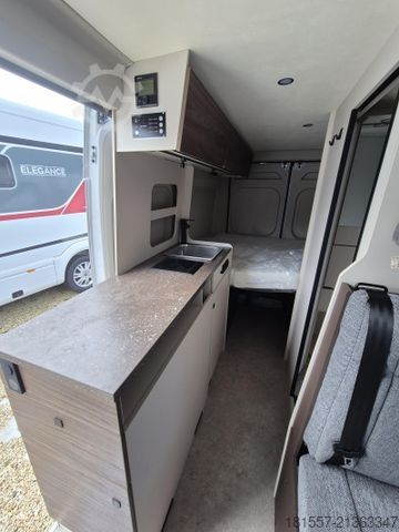 Camper van BÜRSTNER Papillon PC 6.0 Schlafdach / 4-Personen Zulassun