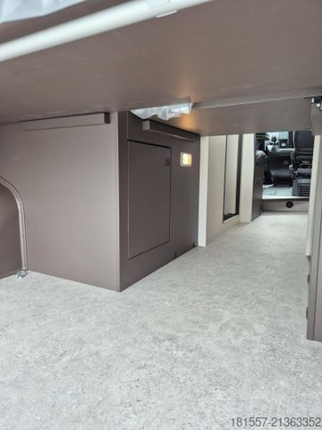 Camper van BÜRSTNER Papillon PC 6.0 Ohne Schlafdach / 140 PS Automat