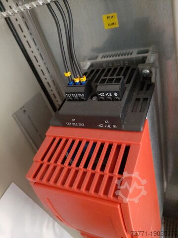 Frekvencia átalakító SEW-EURODRIVE MDX60A00155A3400