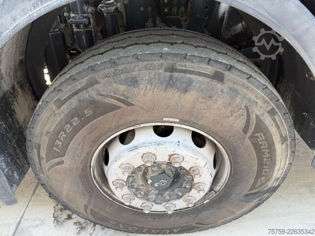 Felépítménycserélő teherautó Iveco Trakker 410T45 Wechsel BETON+KIPPER 40T