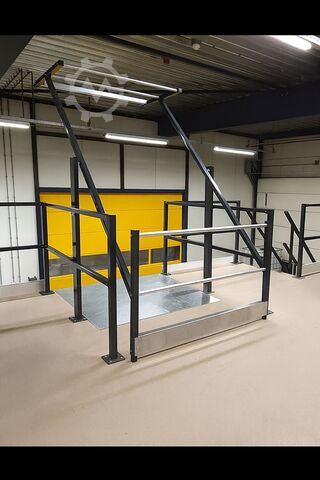 Opslagplatform | Stalen platform | Mezzanine ab 20 m² und größer, Traglast: 350 kg/m² | 4,0 x 5,0 m | Lichte Höhe: 3,0m