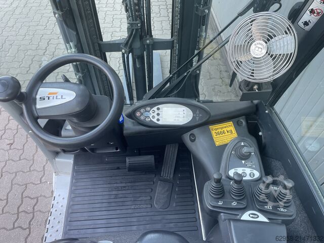 Stivuitor cu 4 roți, stivuitor pe gaz (GPL) STILL RX70-16T | Only 1.711 hours | Triplex