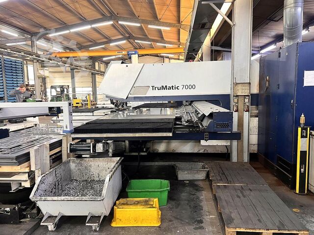 Lasersnijmachine TRUMPF TruMatic 7000 K02 (Mittelformat)