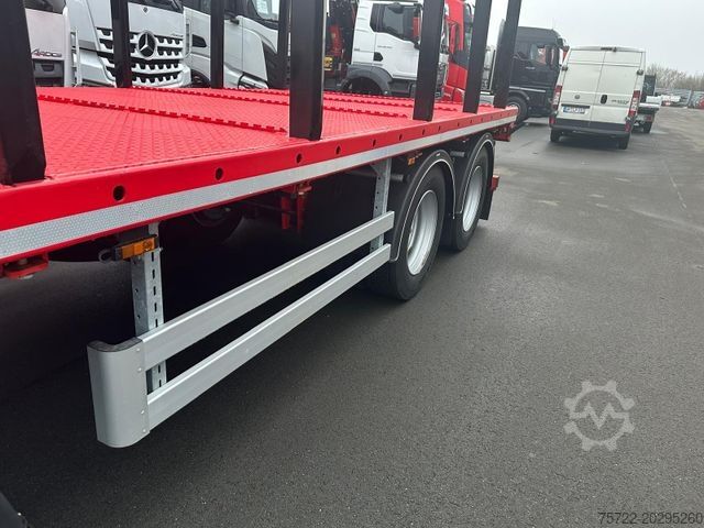 Remolque de troncos PAVIC HPA 27 68Z / Plattform 3-Achser  Blatt-Federung