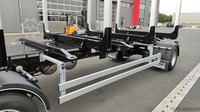 Remorcă pentru buşteni PAVIC HTA 20 66Z 19,5