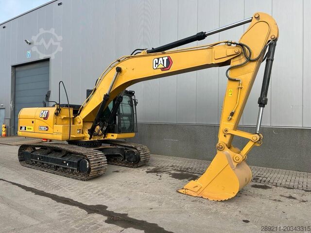 Pelle sur chenilles CAT 320 D3 GC